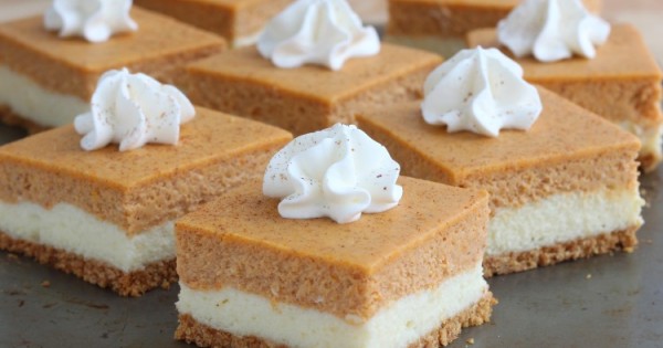 Pumpkin cheesecake bars