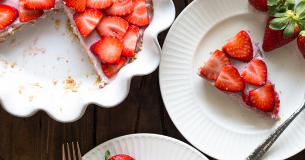 Dairy Free Strawberry Silk Pie