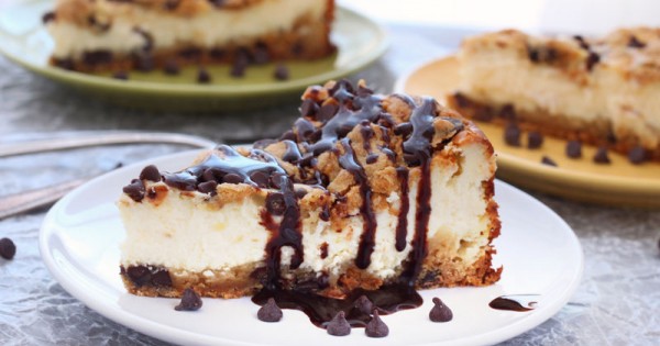 Chocolate Chip Cookie Dough Cheesecake