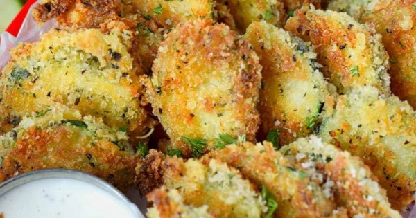 Zucchini Parmesan Crisps