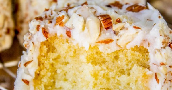 Upside Down Almond Crunch Cupcakes