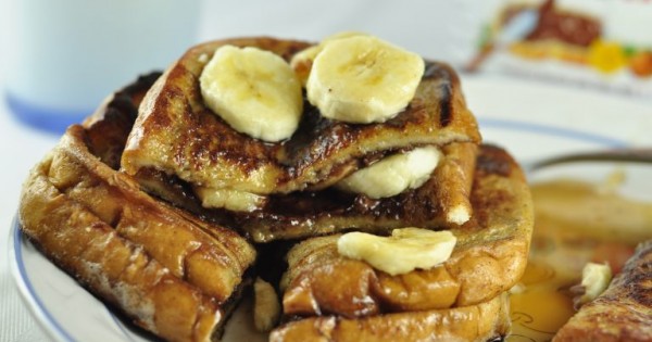 Banana and Nutella Stuffed French Toast