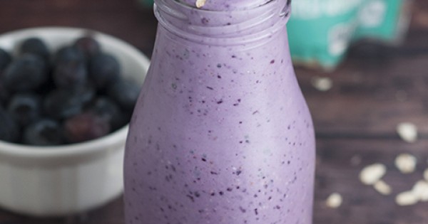 Blueberry Muffin Smoothie + The Soulfull Project