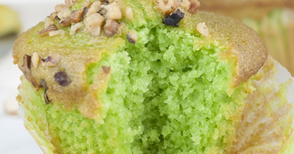 Green Walnut Pistachio Muffins