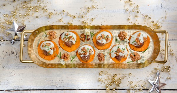Sweet Potato Bruschetta Bites With Blue Cheese, Roasted Grapes And Rosemary Roasted