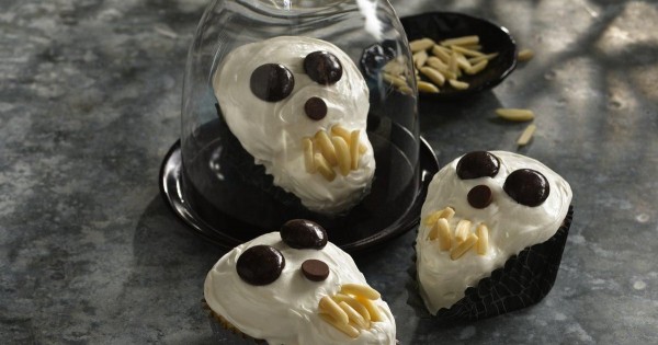 Scary Skull Cakes