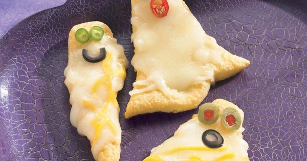 Cheesy Crescent Ghosts