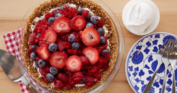 Mixed-Berry Cream Tart