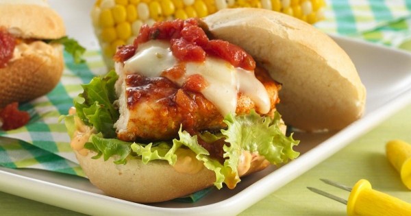 Fiesta Grilled Chicken Sandwiches