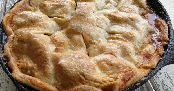 Easy Skillet Apple Pie