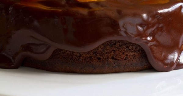 Chocolate-Apricot Cake with Chocolate Toffee Glaze