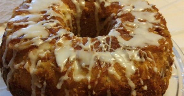 Jewish Apple Cake from Bubba's Recipe Box