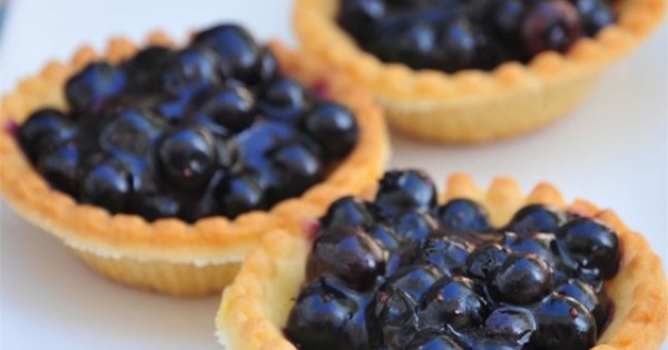 Topless Blueberry Pie