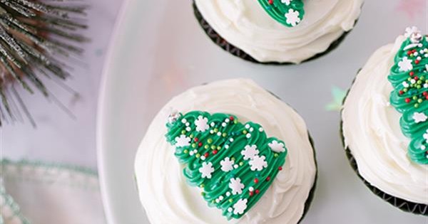 Christmas Tree Cupcakes