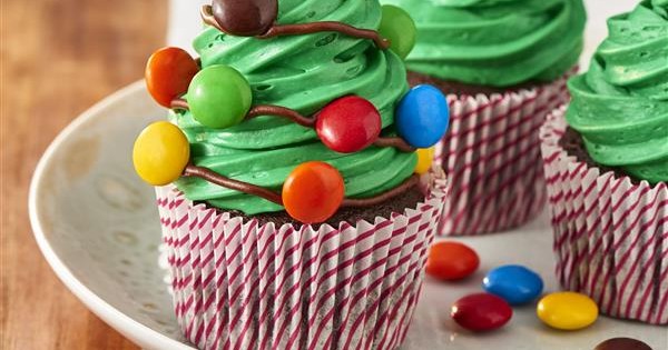 Colorful Christmas Light Cupcakes