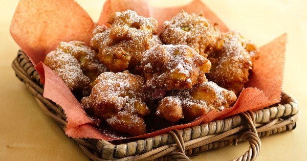 Apple Cinnamon Fritters