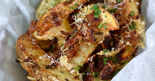 Baked Parmesan-Bacon Garlic Potato Wedges