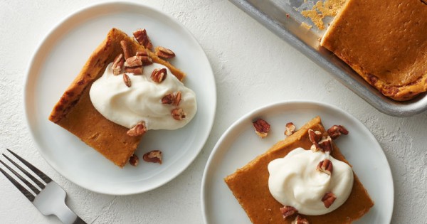 Maple-Pumpkin Cinnamon Roll Slab Pie