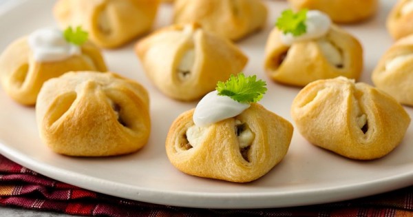 3-Ingredient Sausage-Cream Cheese Crescent Bundles