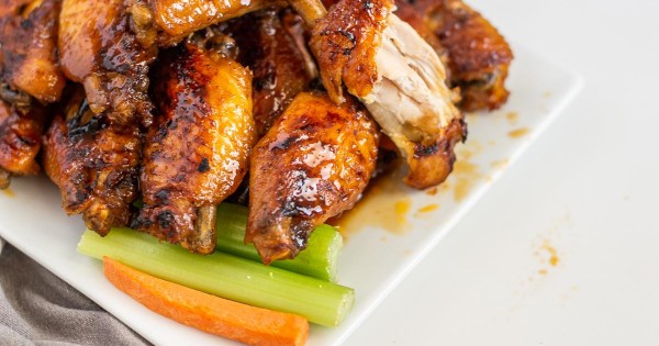 Instant Pot Chicken Wings with Sticky Cola Sauce