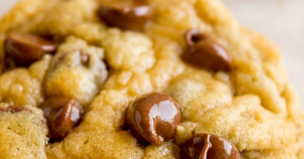 30 Minute Chewy Chocolate Chip Cookies