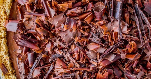 Chocolate Honey Chiffon Pie