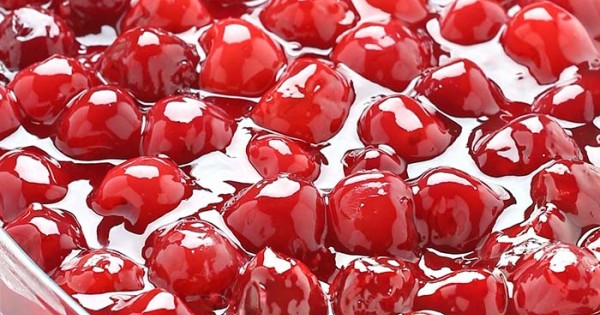 No Bake Cherry Cheesecake Lasagna