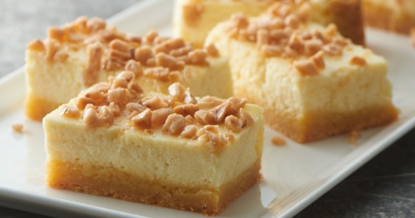 Crème Brûlée Cheesecake Bars