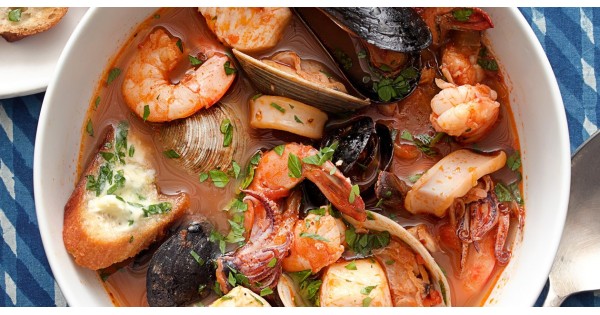 Cioppino Seafood Stew with Gremolata Toasts