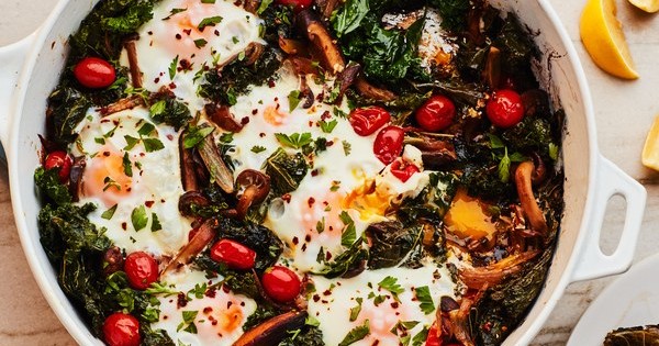 Mushroom and Kale Breakfast Skillet