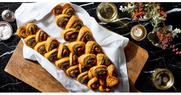 Pull-Apart Bread with Pumpkin and Spinach