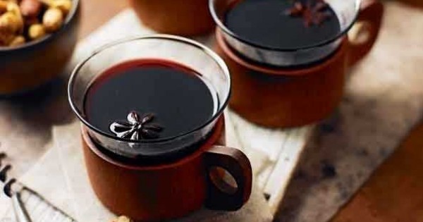 Mulled red wine