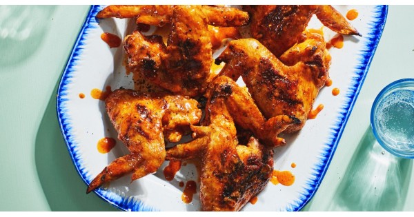 3-Ingredient Buffalo Grilled Chicken Wings