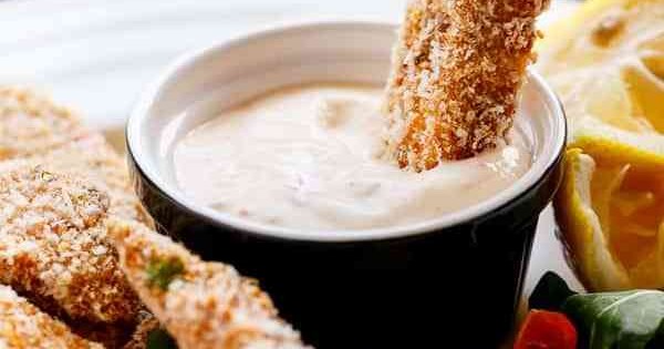Crispy Garlic Chicken Strips with Sweet Chilli Mayo