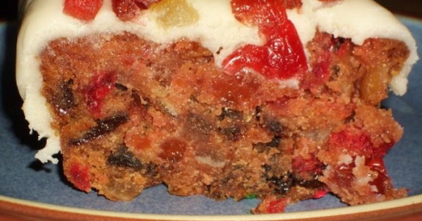 American Festive Fruit Cake