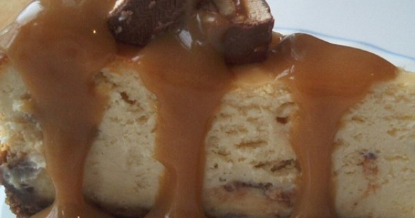 Chocolate Caramel Nut Cheesecake