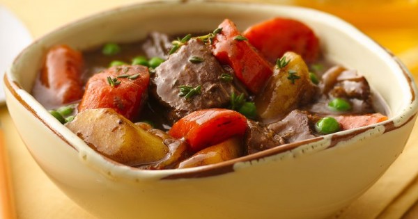 Slow-Cooker Caramelized Onion Beef Stew