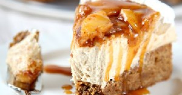Homemade Caramel Apple Cheesecake