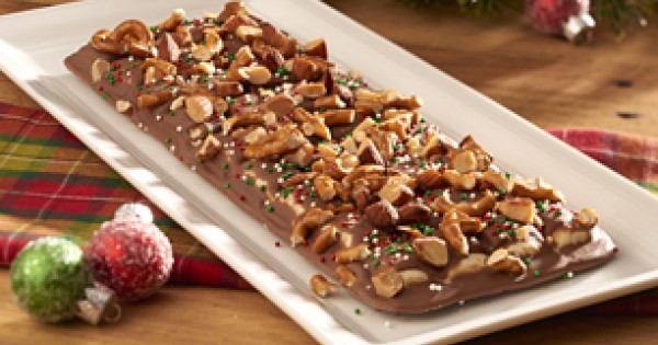 OREO Big Crunch Holiday Pretzel-Almond Bark