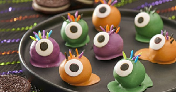 Eyeball Cookie Balls