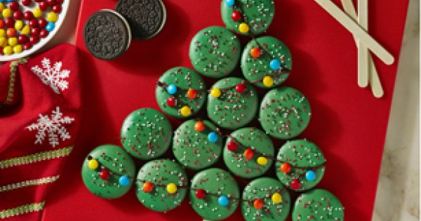 Holiday OREO Cookie Tree