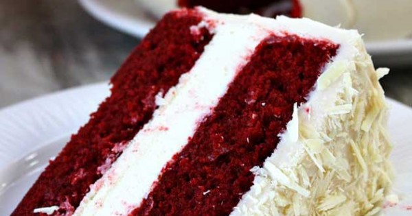 Red Velvet Cheesecake