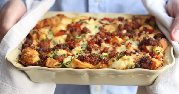 Spicy Breakfast Strata with Chorizo, Red Pepper, and Cheddar