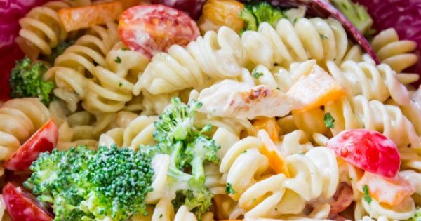 Creamy Chicken Pasta Salad