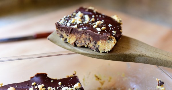 No-Bake Peanut Butter Bars