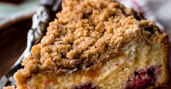 Blackberry Cream Cheese Crumb Cake