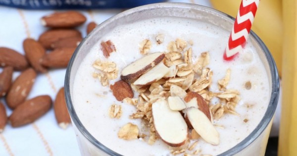Healthy Banana Nut Breakfast Smoothie