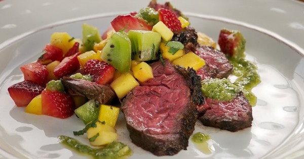 CHIPOTLE GINGER HANGER STEAK WITH SPICY FRUIT SALSA