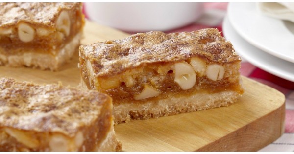 Chewy Butterscotch Cashew Bars