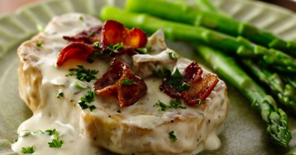 Creamy Mushroom Pork Chops